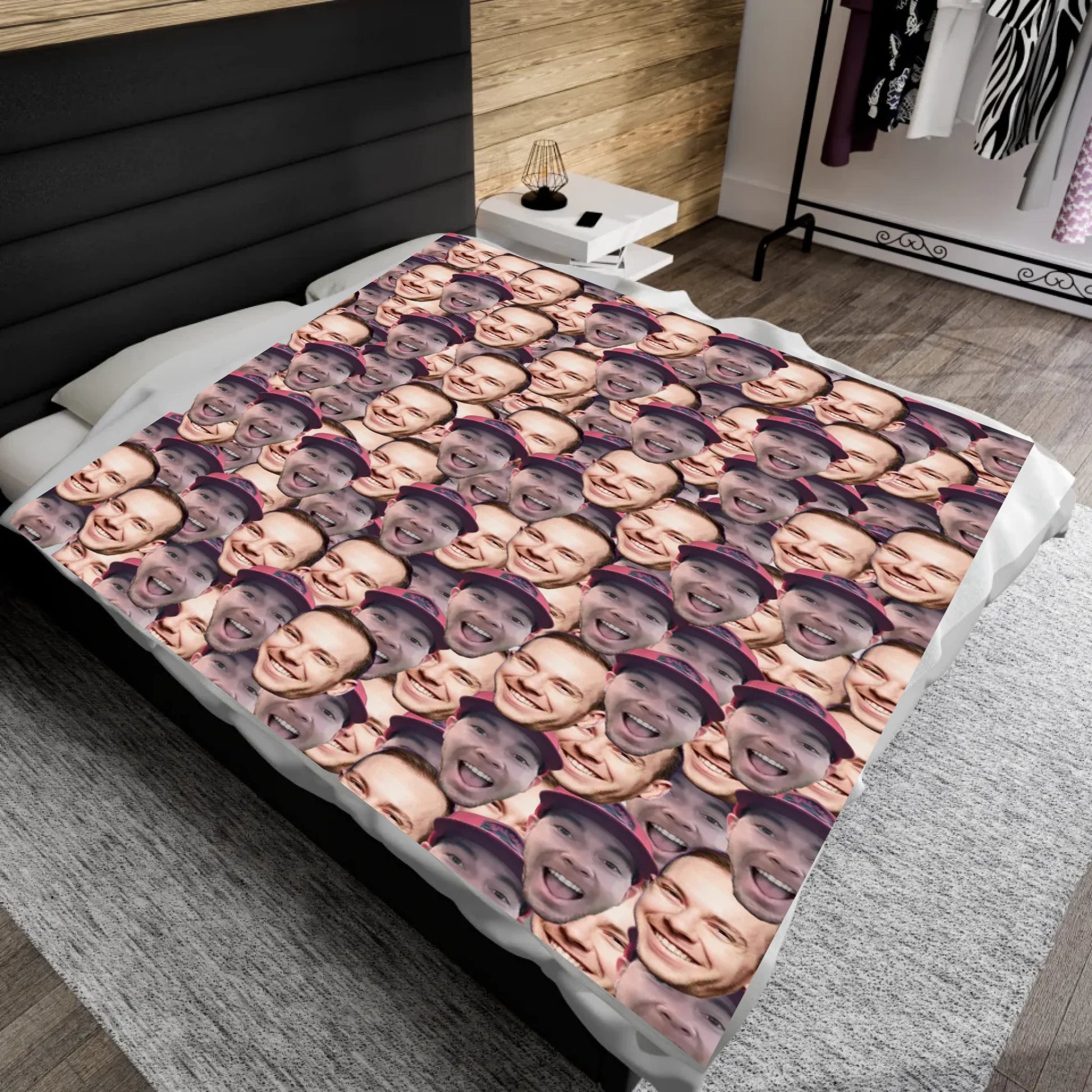 Velveteen Blanket Context 2 - 60x80